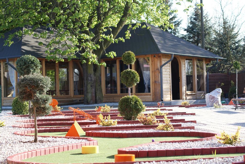 Pensjonat Pod Kasztanami Голгув Екстер'єр фото